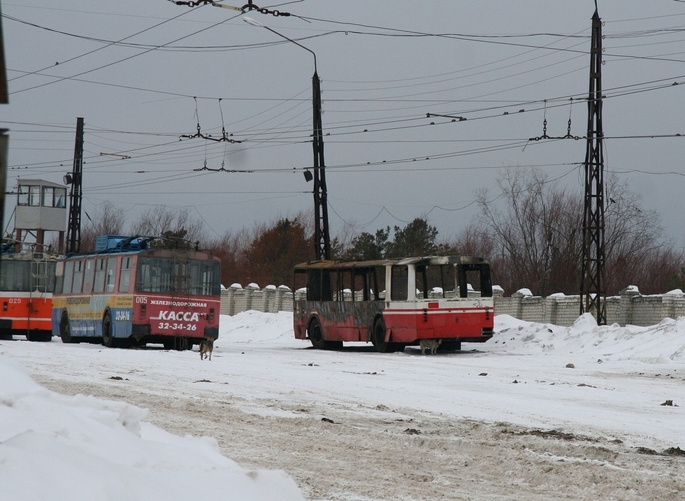 Дзержинск, ЗиУ-682В № 005; Дзержинск, ЗиУ-682 КР Иваново № 004