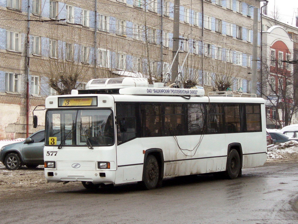 Киров, БТЗ-52764Р № 577