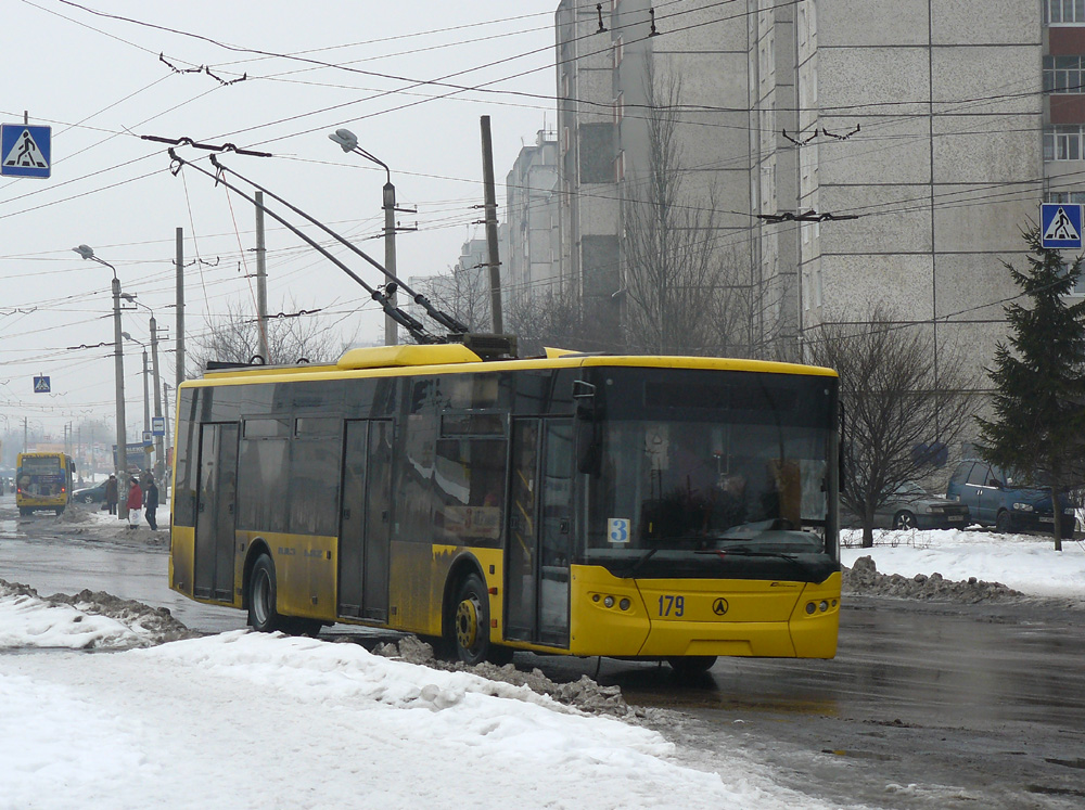 Ивано-Франковск, ЛАЗ E183D1 № 179