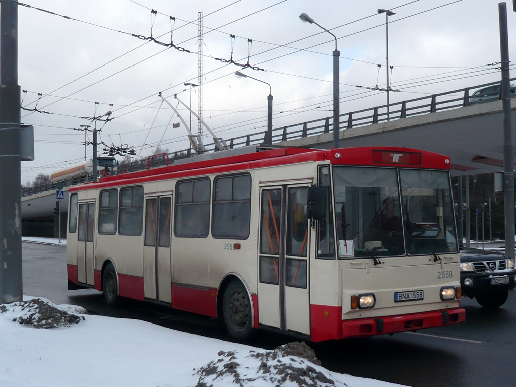 Vilnius, Škoda 14Tr89/6 č. 2558