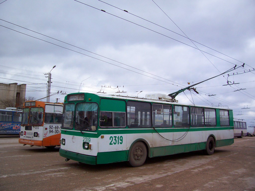 Севастополь, ЗиУ-682В [В00] № 2319
