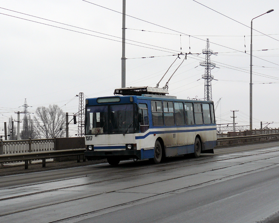 Днепр, ЮМЗ Т2 № 1517
