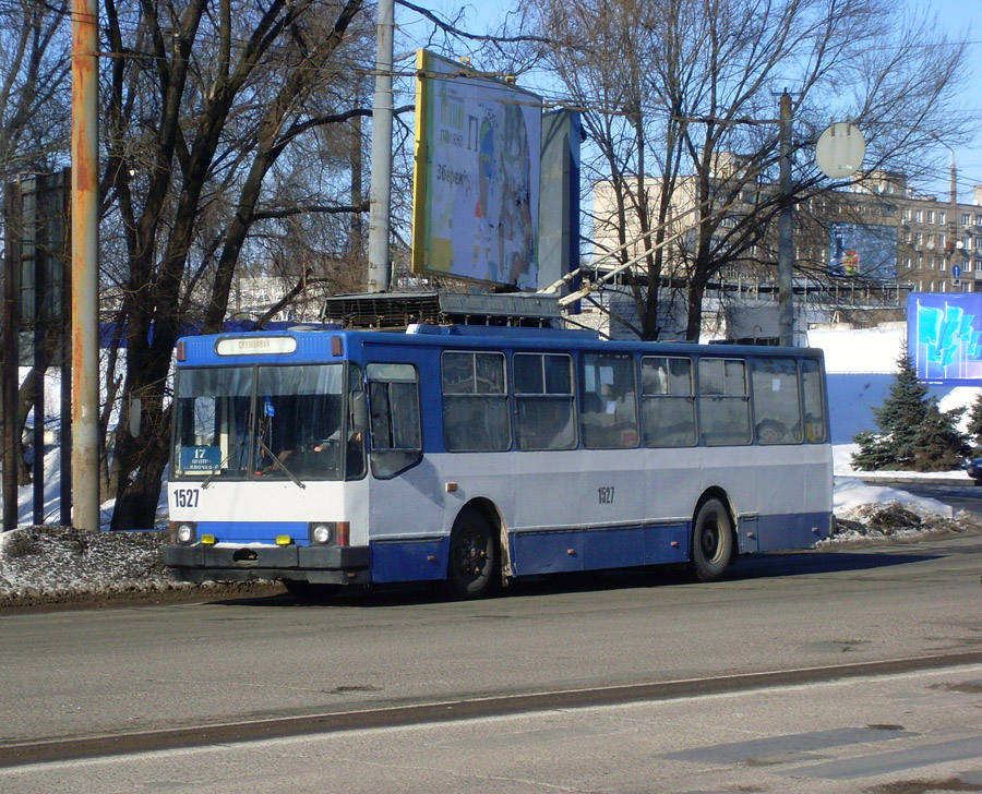 Днепр, ЮМЗ Т2 № 1527