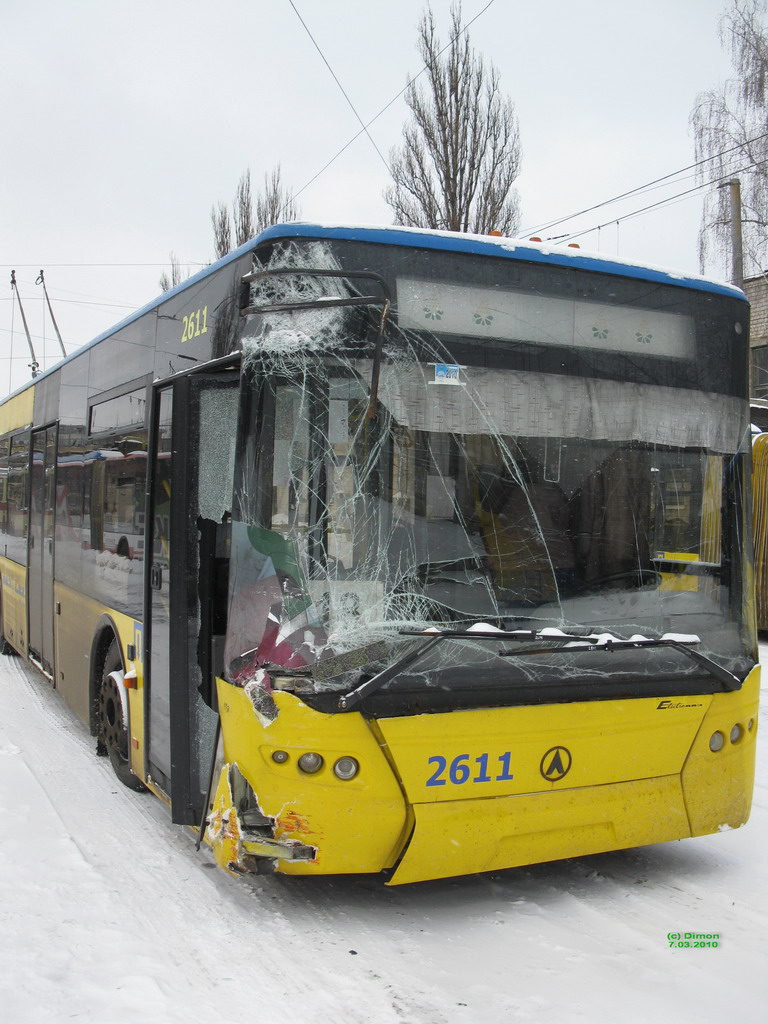 Киев, ЛАЗ E301D1 № 2611