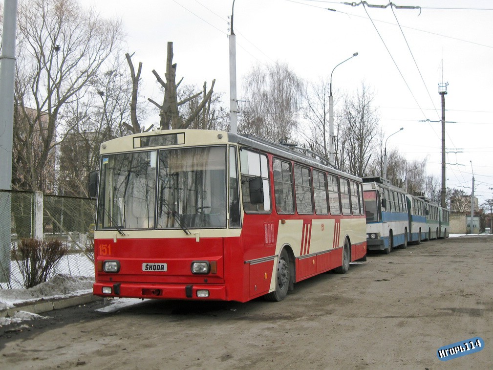 Ровно, Škoda 14Tr08/6 № 151