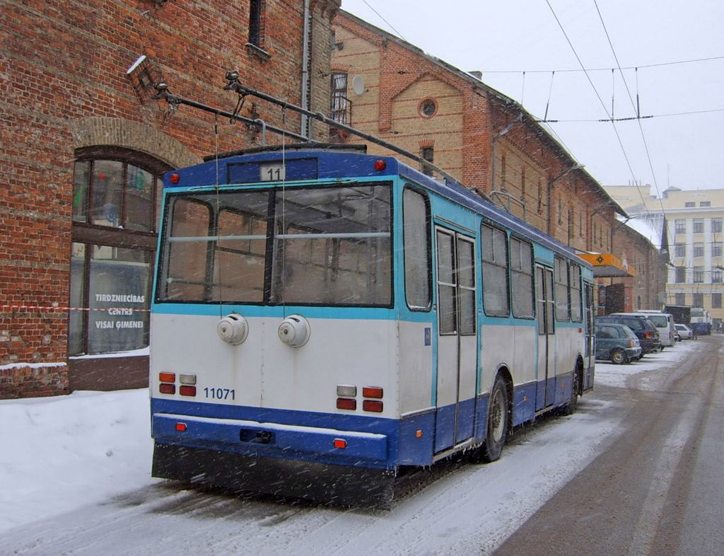 Ryga, Škoda 14Tr89/6 Nr 11071