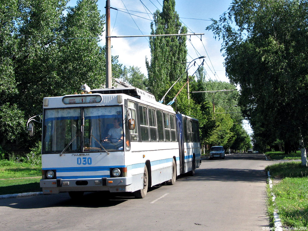 Dzeržynsk, YMZ T1 č. 030