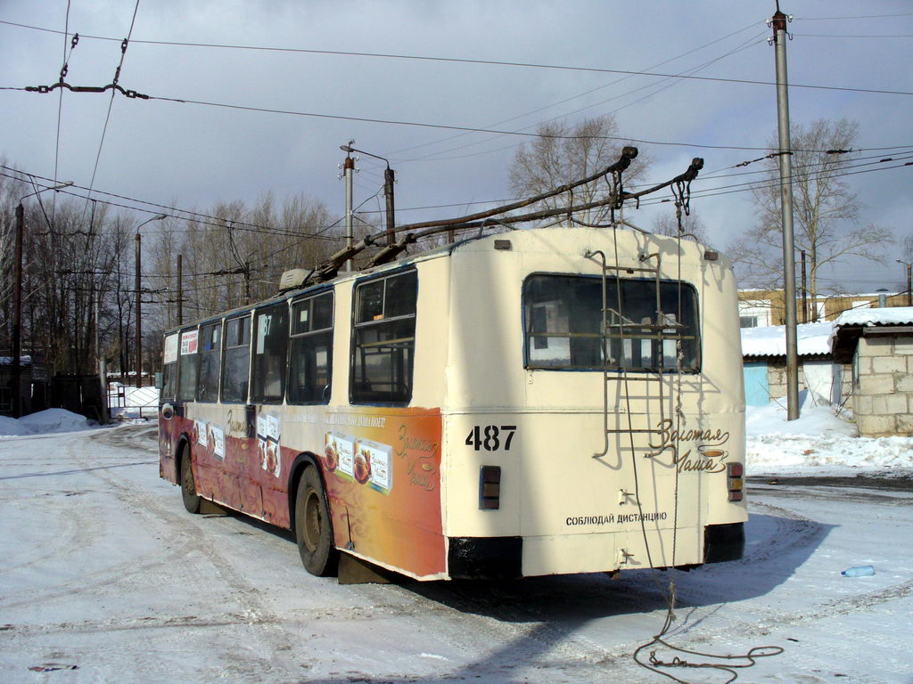 Kirov, ZiU-682V [V00] — 487