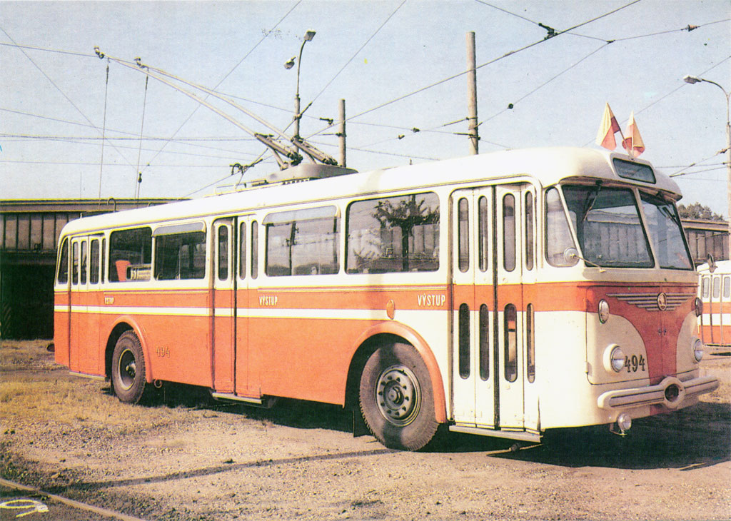 Прага, Škoda 8Tr9 № 494; Прага — Трамвайные депо