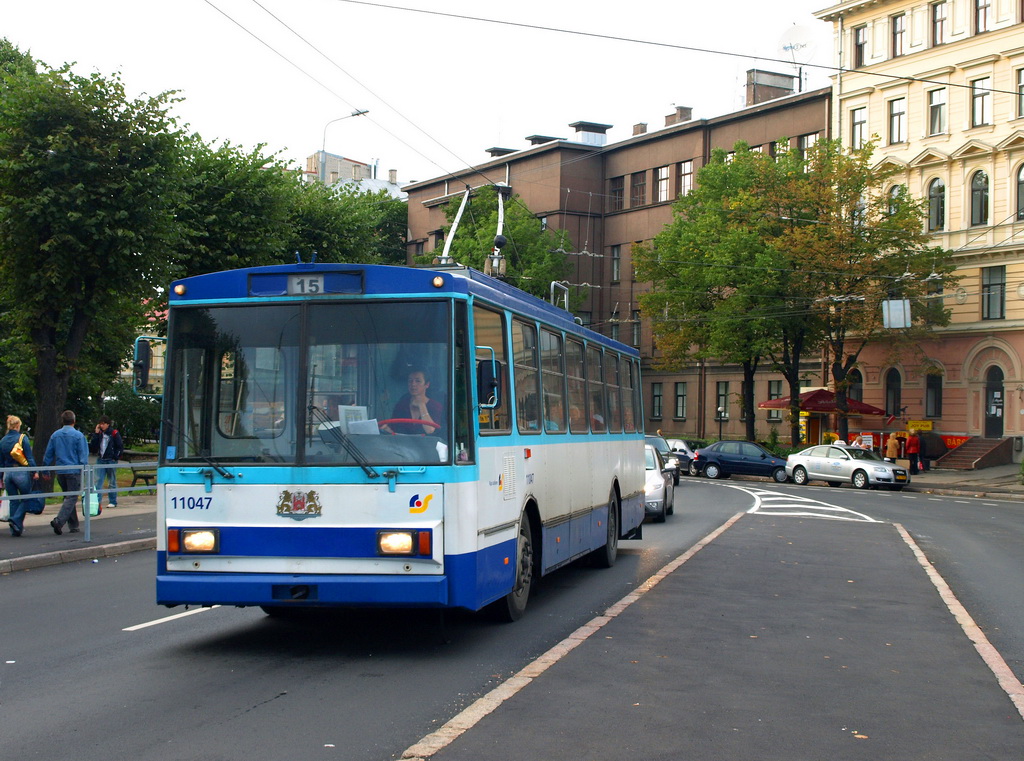 Рига, Škoda 14Tr89/6 № 11047