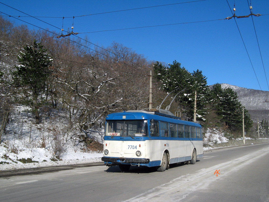 Крымский троллейбус, Škoda 9TrH27 № 7704