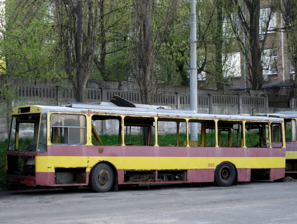 Киев, Škoda 14Tr02 № 282
