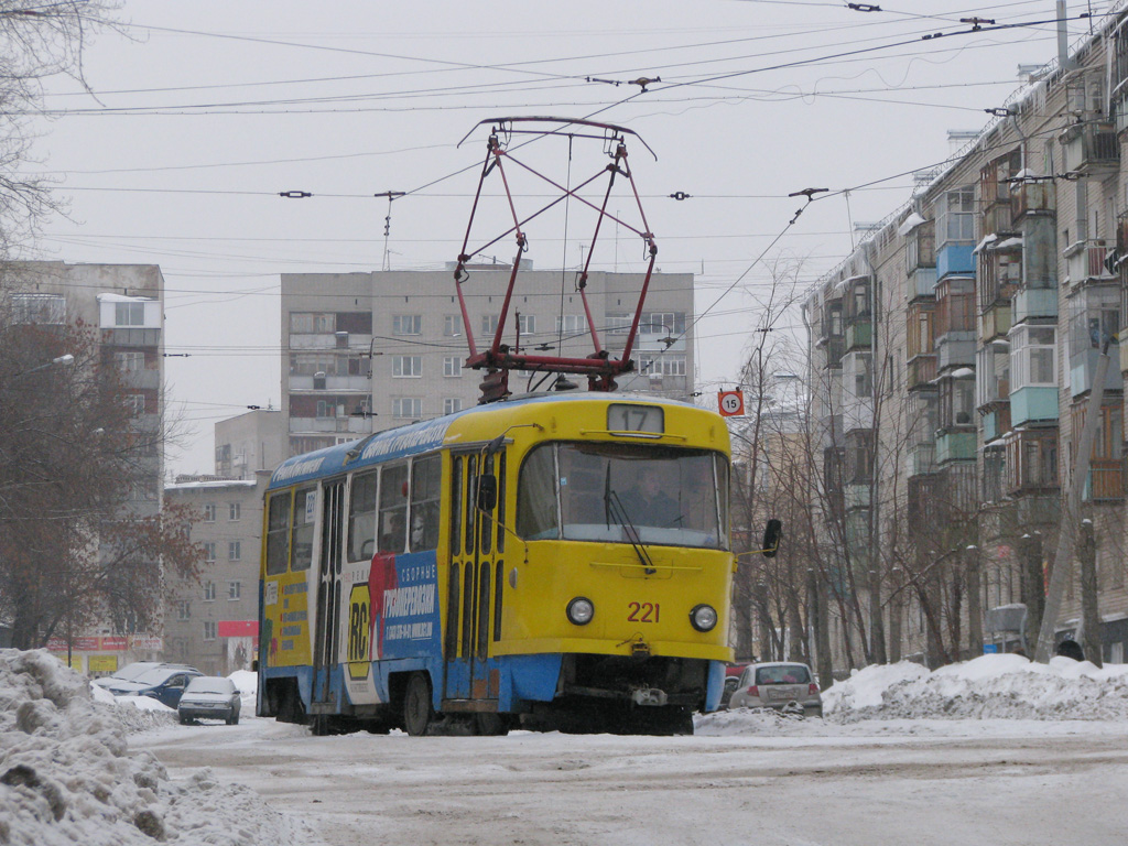 Yekaterinburg, Tatra T3SU № 221