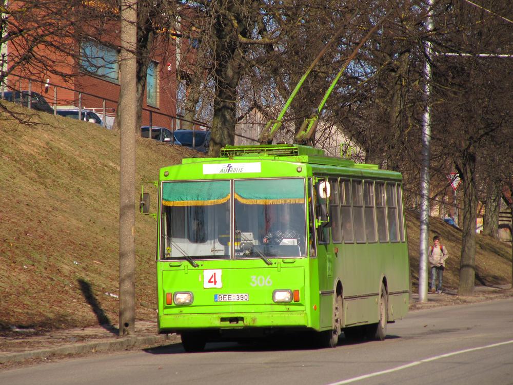 Каунас, Škoda 14Tr89/6 № 306