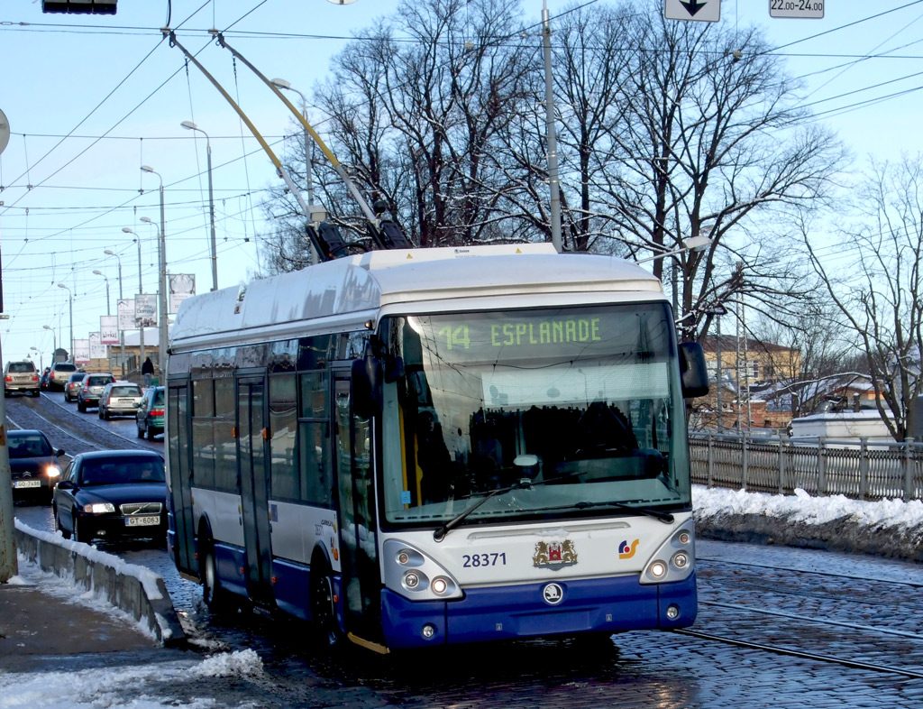 Рига, Škoda 24Tr Irisbus Citelis № 28371