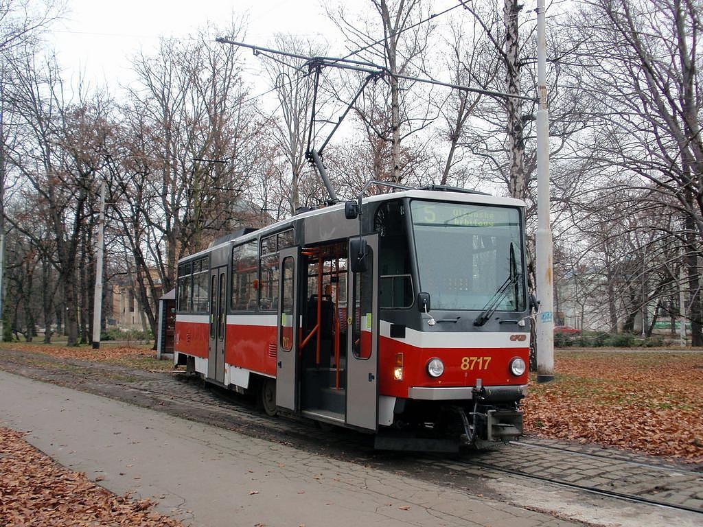 Praha, Tatra T6A5 č. 8717