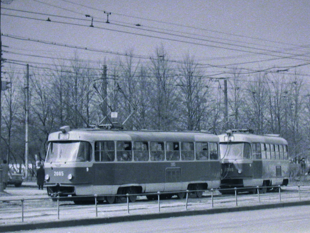 Москва, Tatra T3SU (двухдверная) № 2085; Москва, Tatra T3SU (двухдверная) № 2086