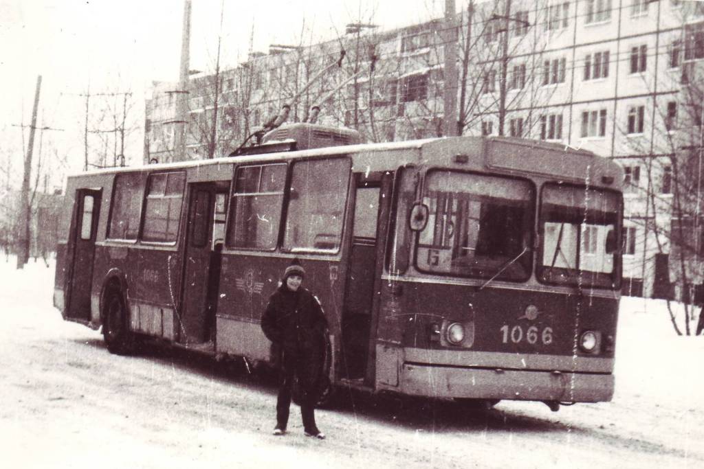 Brjanszk, ZiU-682V — 1066