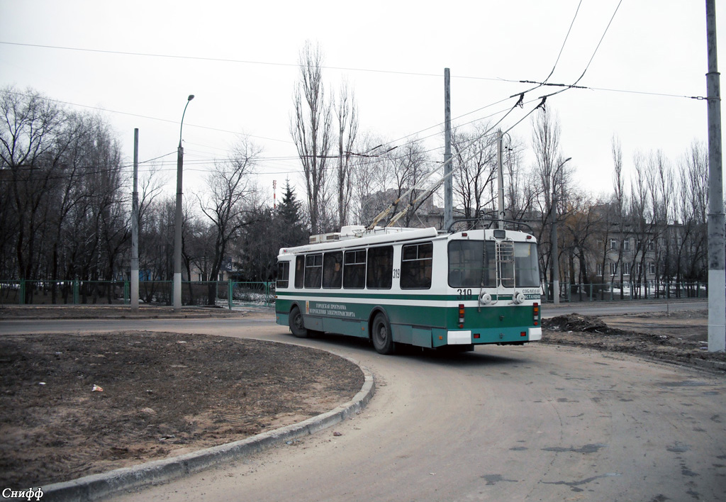Воронеж, ЗиУ-682Г-016.02 № 319