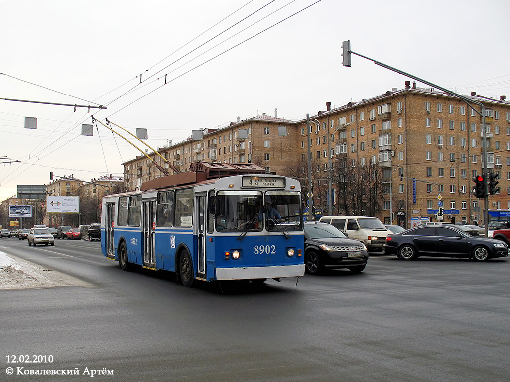 Москва, БТЗ-5276-01 № 8902