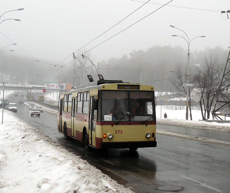Киев, Škoda 14Tr02 № 273