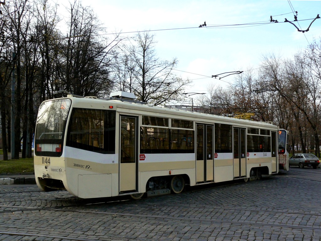 Москва, 71-619А № 1144