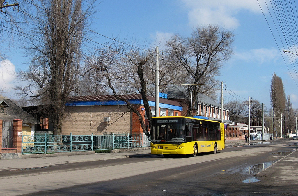 Krivij Rih, LAZ E183D1 č. 661