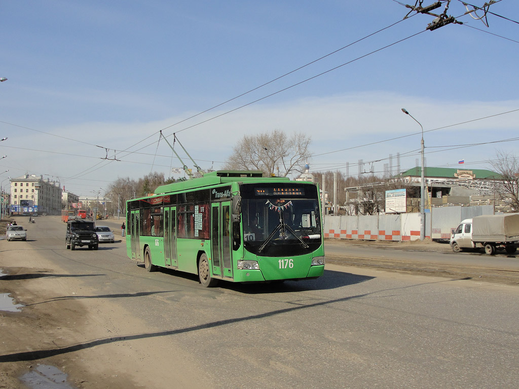 Казань, ВМЗ-5298.01 «Авангард» № 1176