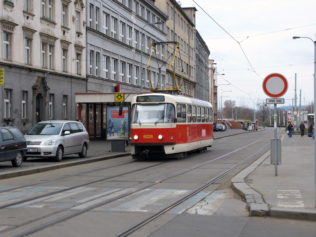 Прага, Tatra T3R.P № 8228
