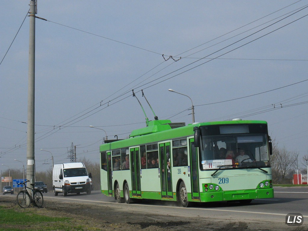 Lutsk, Bogdan E231 # 209; Lutsk — Memorial Sunday, routes to Harazdzha Lutsk, Bogdan E231 # 209; Lutsk — Memorial Sunday, routes to Harazdzha