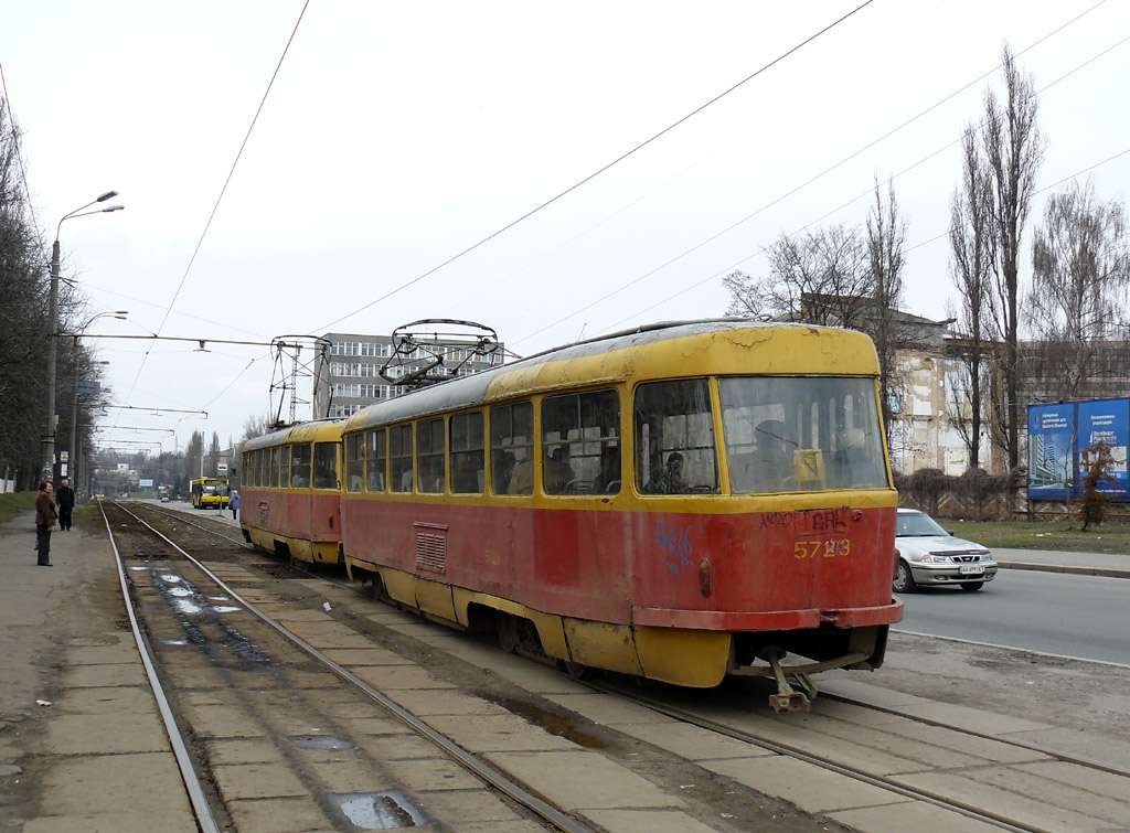 Киев, Tatra T3SU № 5723