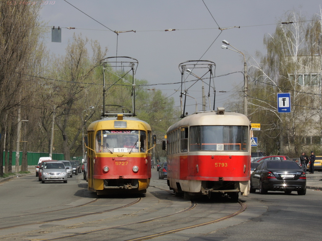 Киев, Tatra T3SU № 5727