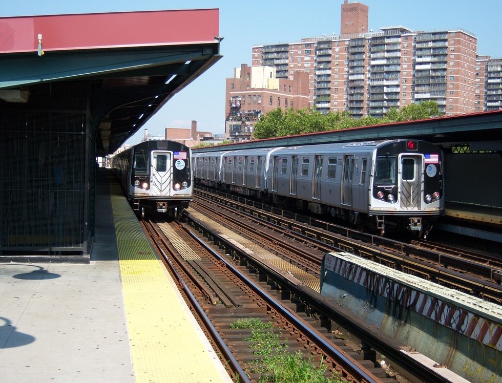 Нью-Йорк, Alstom R160A1 № 8649