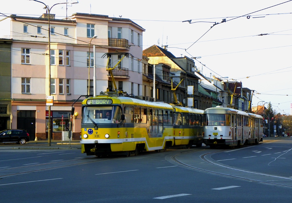 Пльзень, Tatra T3R.PLF № 321; Пльзень, Tatra T3R.P № 218
