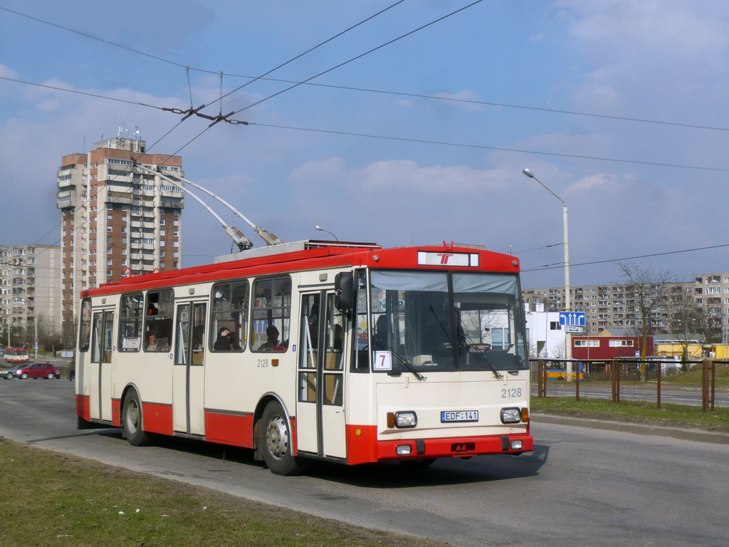 Вильнюс, Škoda 14Tr10/6 № 2128 Вильнюс, Škoda 14Tr10/6 № 2128