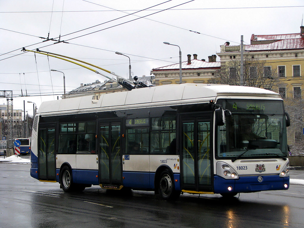 Рига, Škoda 24Tr Irisbus Citelis № 18023
