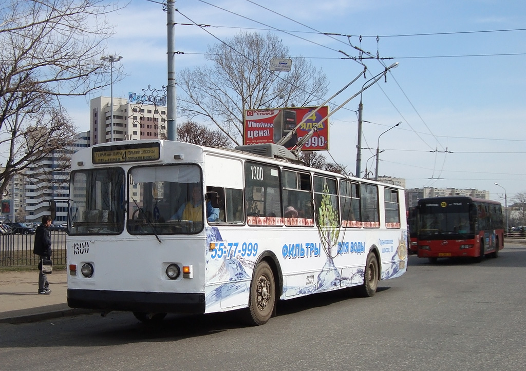 Казань, ЗиУ-682В № 1300