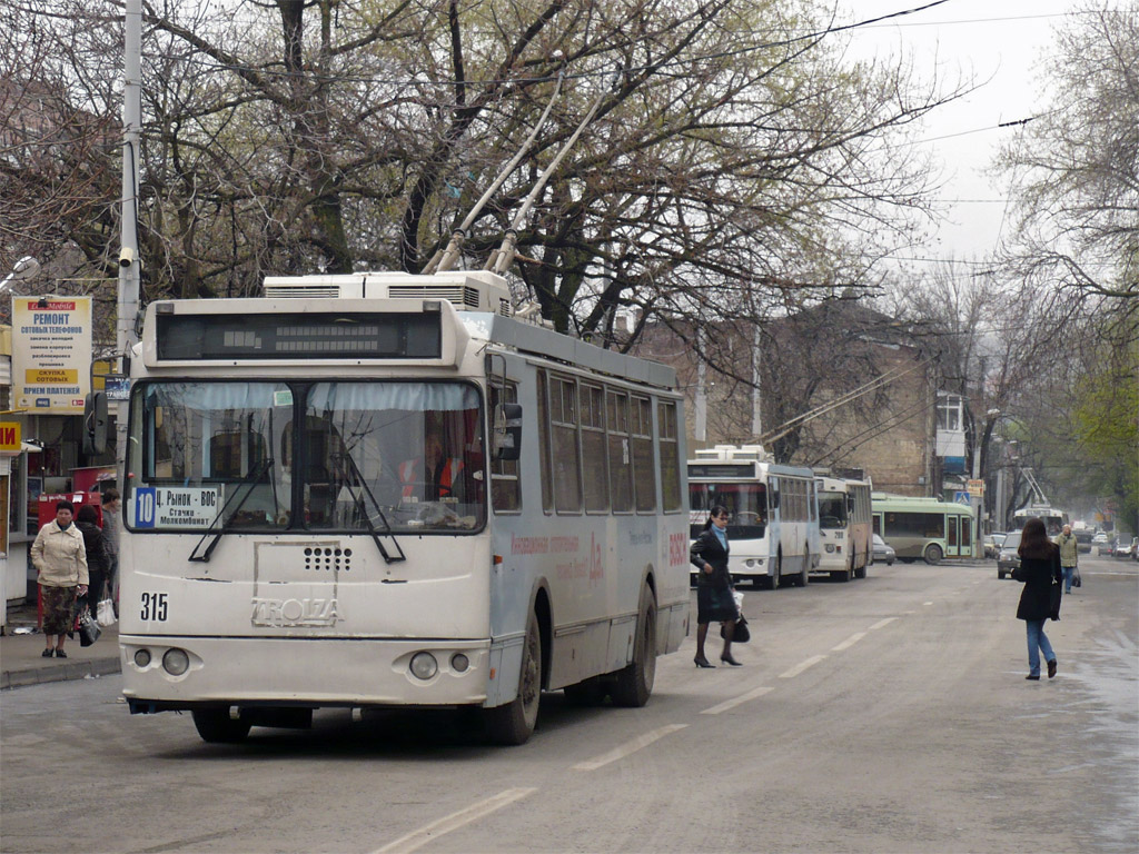 Ростов-на-Дону, ЗиУ-682Г-016.02 (с широкой 1-й дверью) № 315