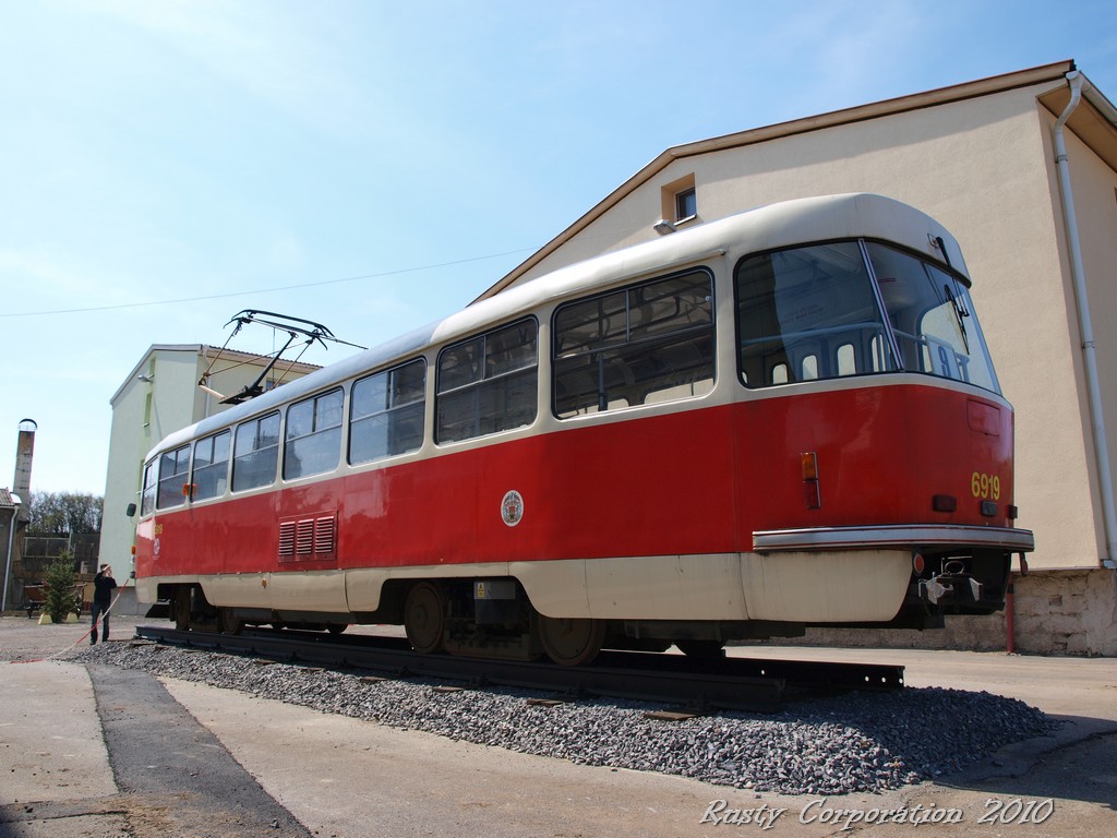 Прага, Tatra T3 № 6919