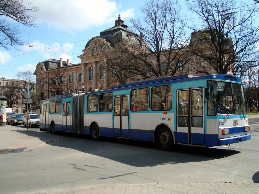 Рига, Škoda 15Tr02/6 № 23221