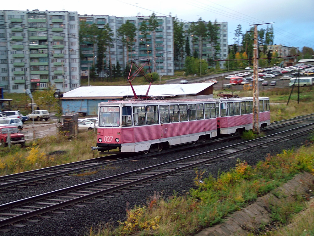 Ust-Ilimsk, 71-605 (KTM-5M3) Nr. 027