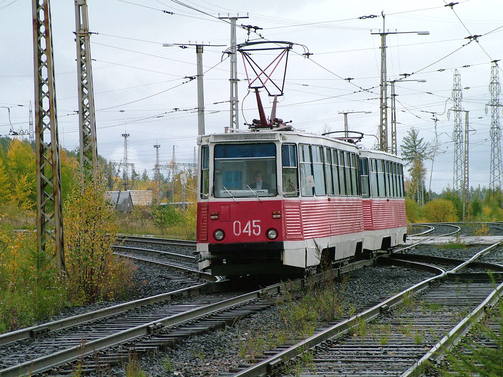 Усть-Илимск, 71-605 (КТМ-5М3) № 045