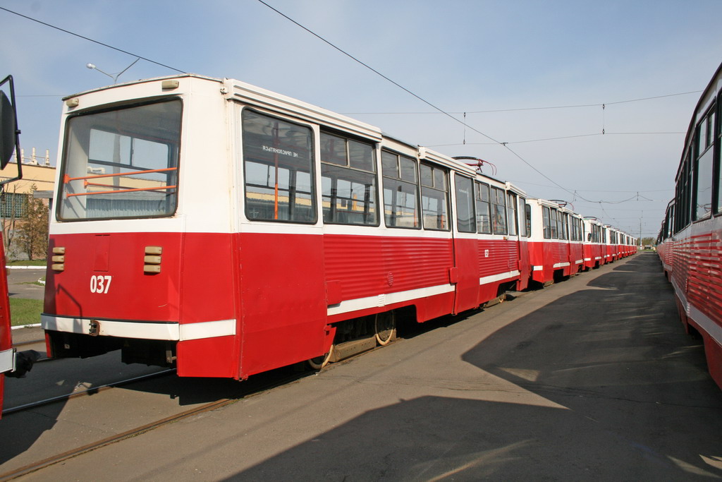 Мозырь, 71-605 (КТМ-5М3) № 037