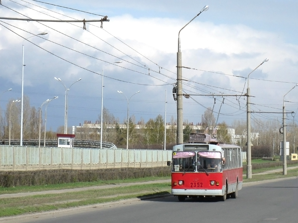 Тольятти, ЗиУ-682В № 2352
