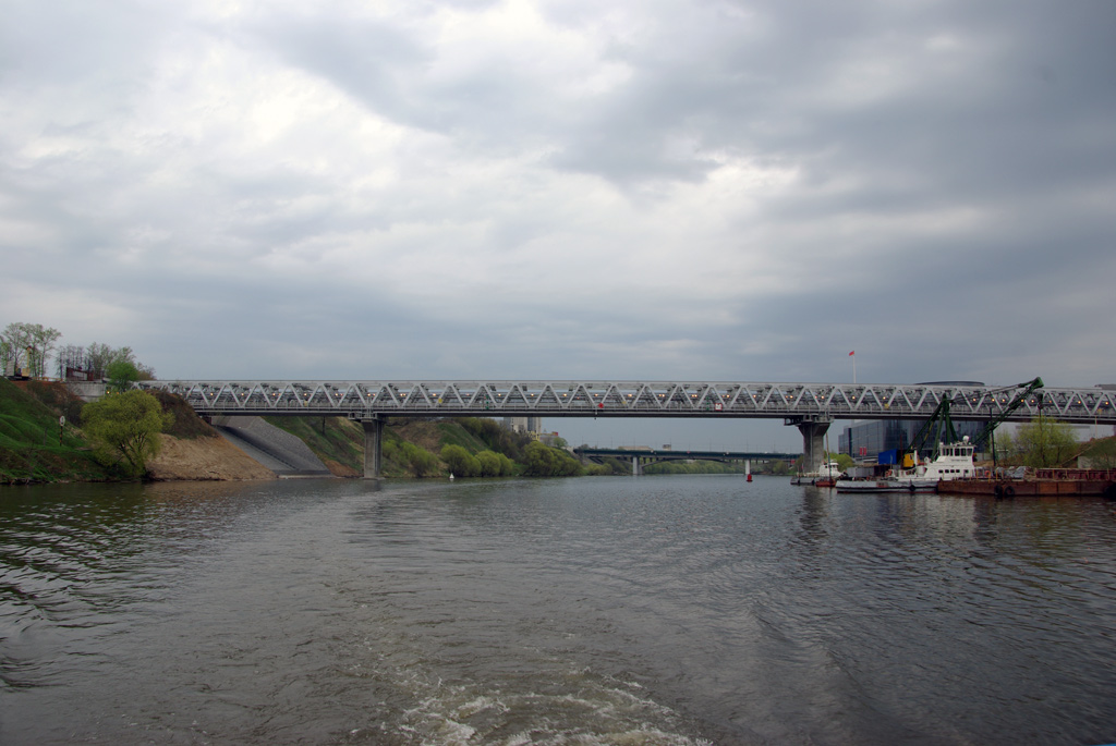Москва — Метрополитен — [3] Арбатско-Покровская линия