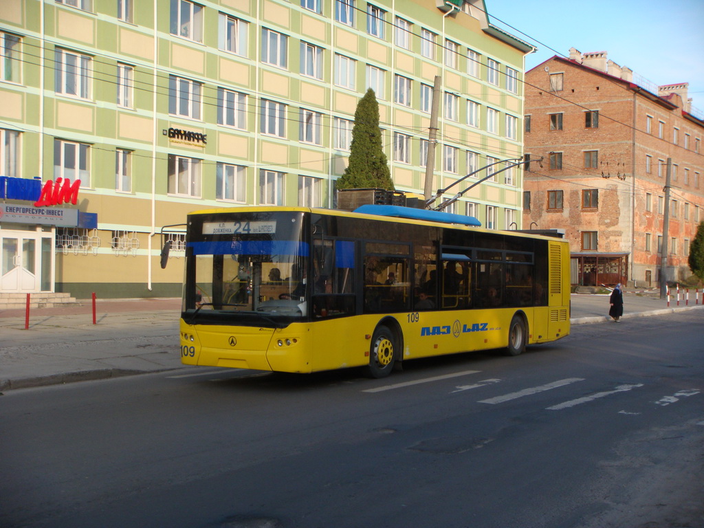Львов, ЛАЗ E183D1 № 109