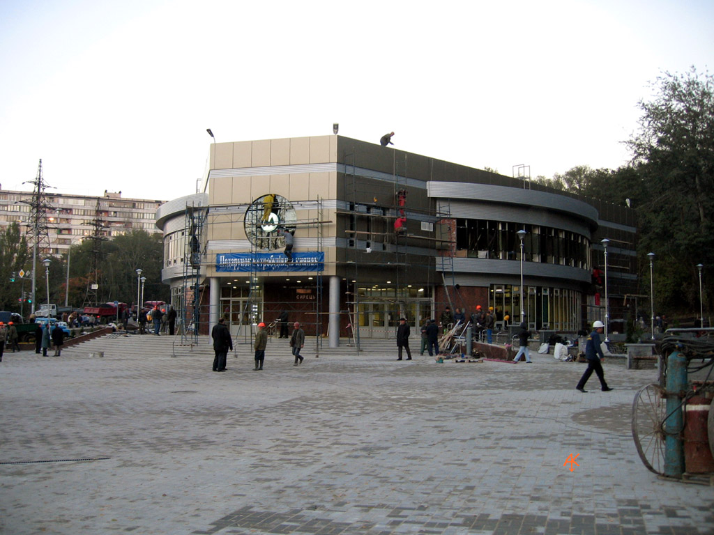 Киев — Метрополитен — Сырецко-Печерская линия
