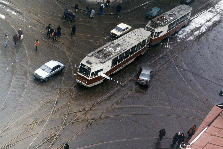 Санкт-Петербург, ЛМ-68М № 2598
