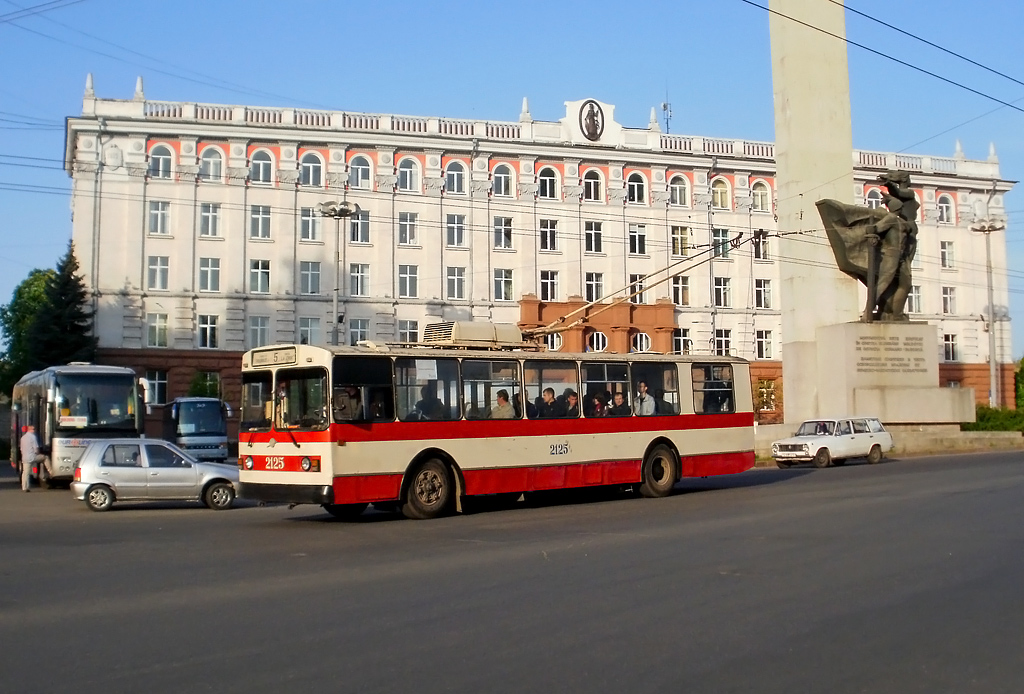 Кишинёв, ЗиУ-682Г [Г00] № 2125