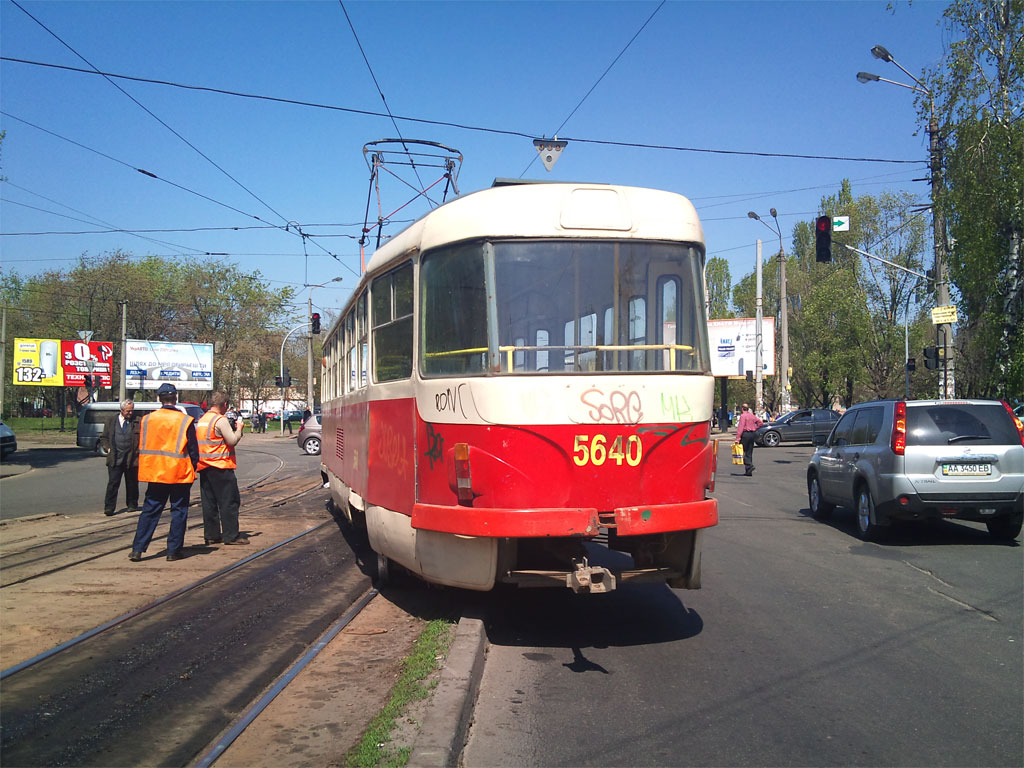 Киев, Tatra T3SU № 5640